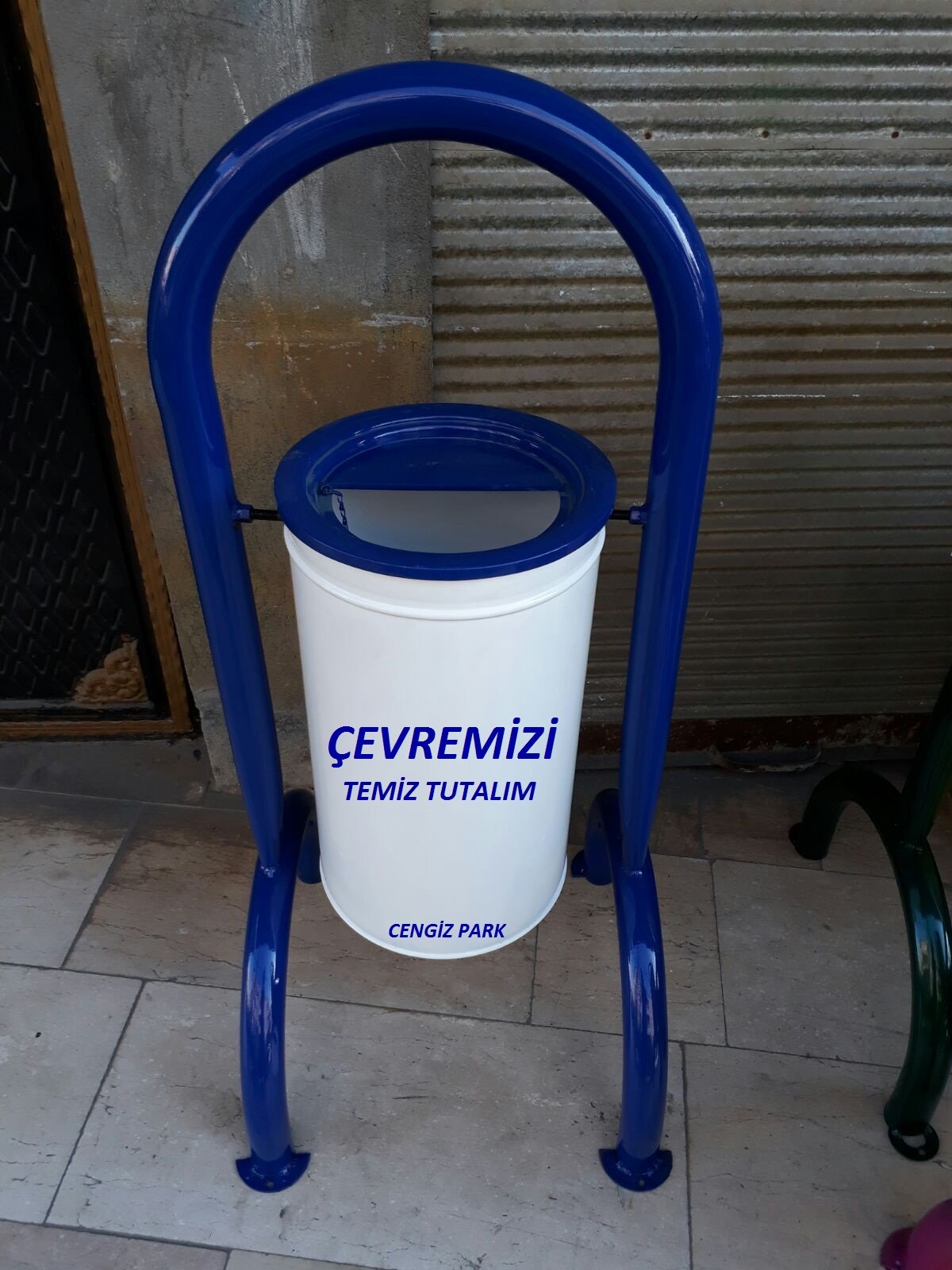 Bahçe Tipi Çöp Kovaları 2